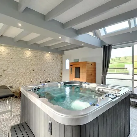 Gites Casale Di Vito Tatil Evi *