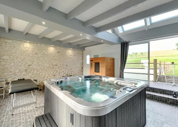 Casalé Di Vito Hébergement de vacances *