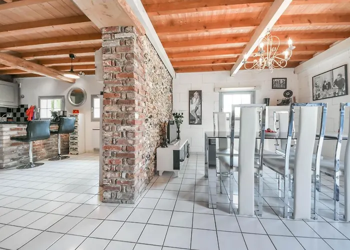 Casalé Di Vito Hébergement de vacances *